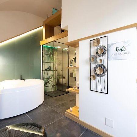 가에타 Bali Aqua&Charme B&B 외부 사진