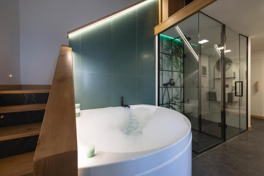 가에타 Bali Aqua&Charme B&B 외부 사진